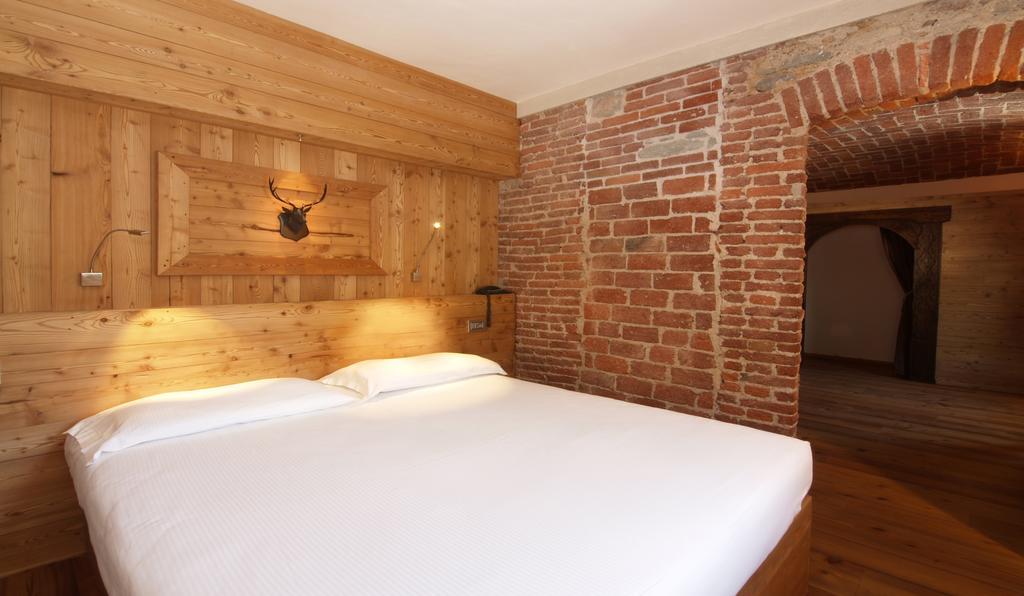 Albergo Nazionale Vernante Buitenkant foto