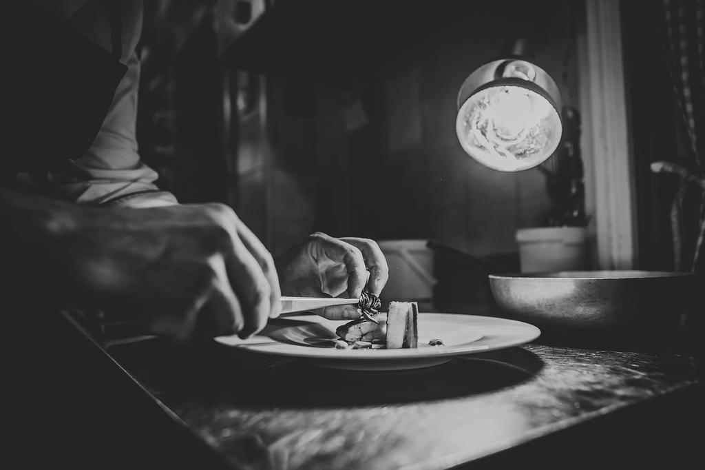 Albergo Nazionale Vernante Buitenkant foto