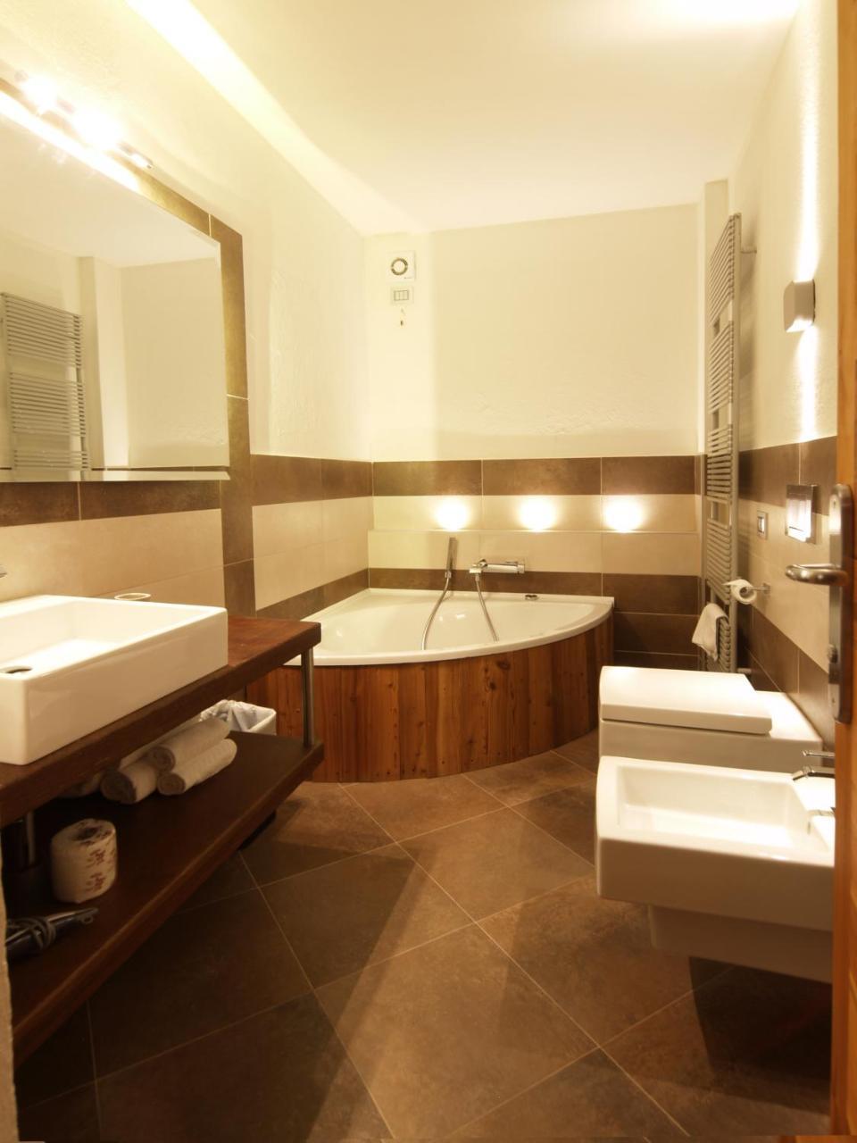 Albergo Nazionale Vernante Buitenkant foto